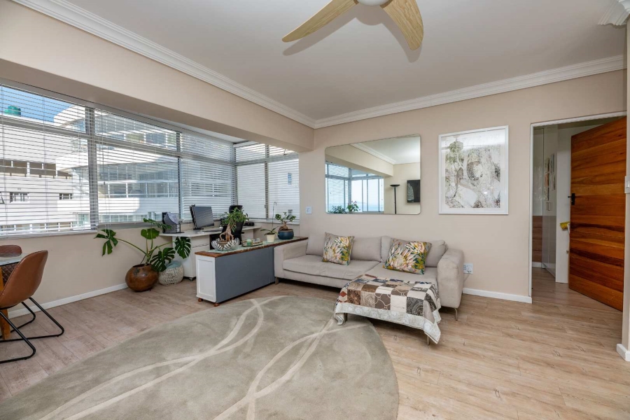 To Let 2 Bedroom Property for Rent in Mouille Point Western Cape